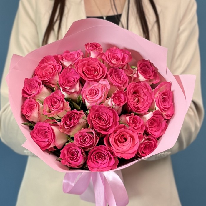 25 малиново-белых роз Дабл Дейт